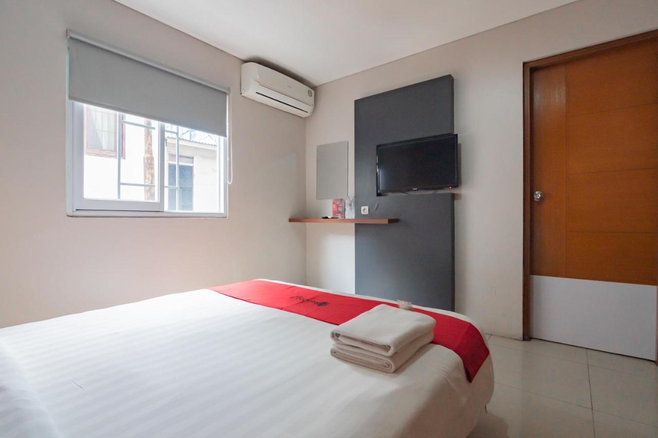 Reddoorz Plus @ Dago Pojok 3 Μπαντούνγκ Εξωτερικό φωτογραφία